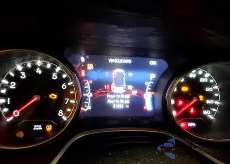 2018 Jeep Compass Latitude z USA, uszkodzony, nr VIN 3C4NJDBB9JT485221